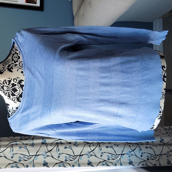 Melanie Lyne light blue sweater - Picture 2 of 9